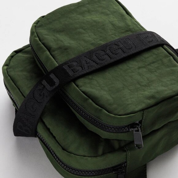 Baggu Fanny Pack - Laurel - Picture 2 of 4